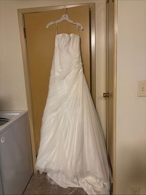 Pronovias Ivory Wedding Gown